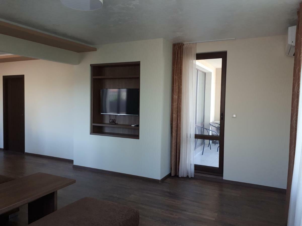 فندق Gradina تشيرنوموريتس المظهر الخارجي الصورة