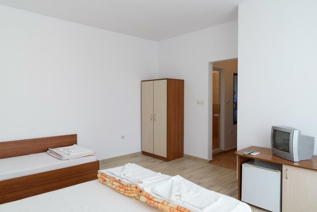 فندق Gradina تشيرنوموريتس المظهر الخارجي الصورة